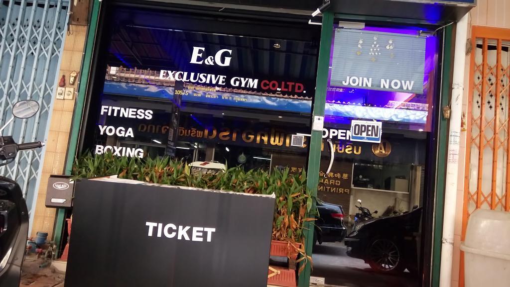 E&G Guest House Bangkok Exterior foto